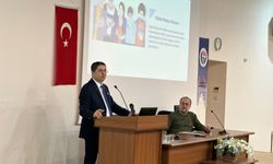 Dezenformasyonla “Tim” kurarak mücadele edemezsiniz