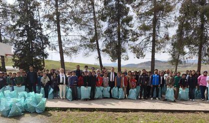 Gazeteciler, çocuklara bayram sevinci yaşattı