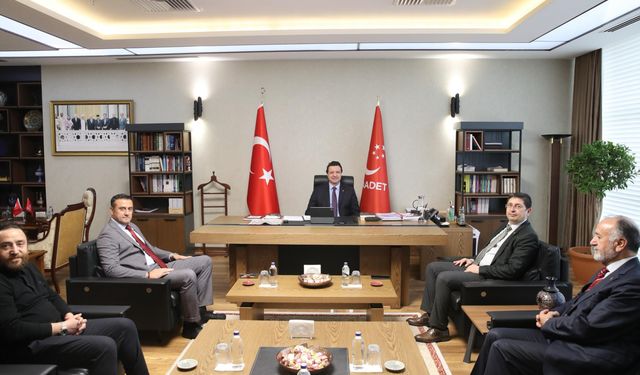 “Türkiye’de problemler konuşulamıyor”