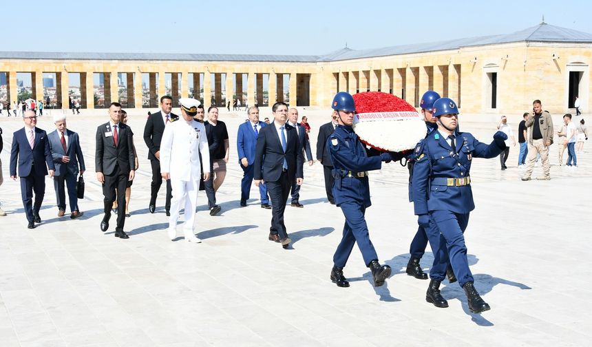 “Cumhuriyetimizle birlikte sonsuz dek yaşayacak”